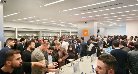 Opening day at the Xiaomi Store in Family Mall, Erbil